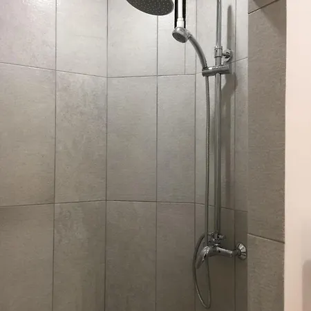 Luxury 2bdrm 布加勒斯特