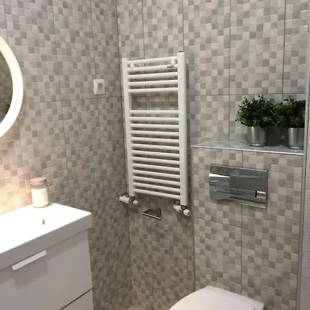 Luxury 2bdrm *